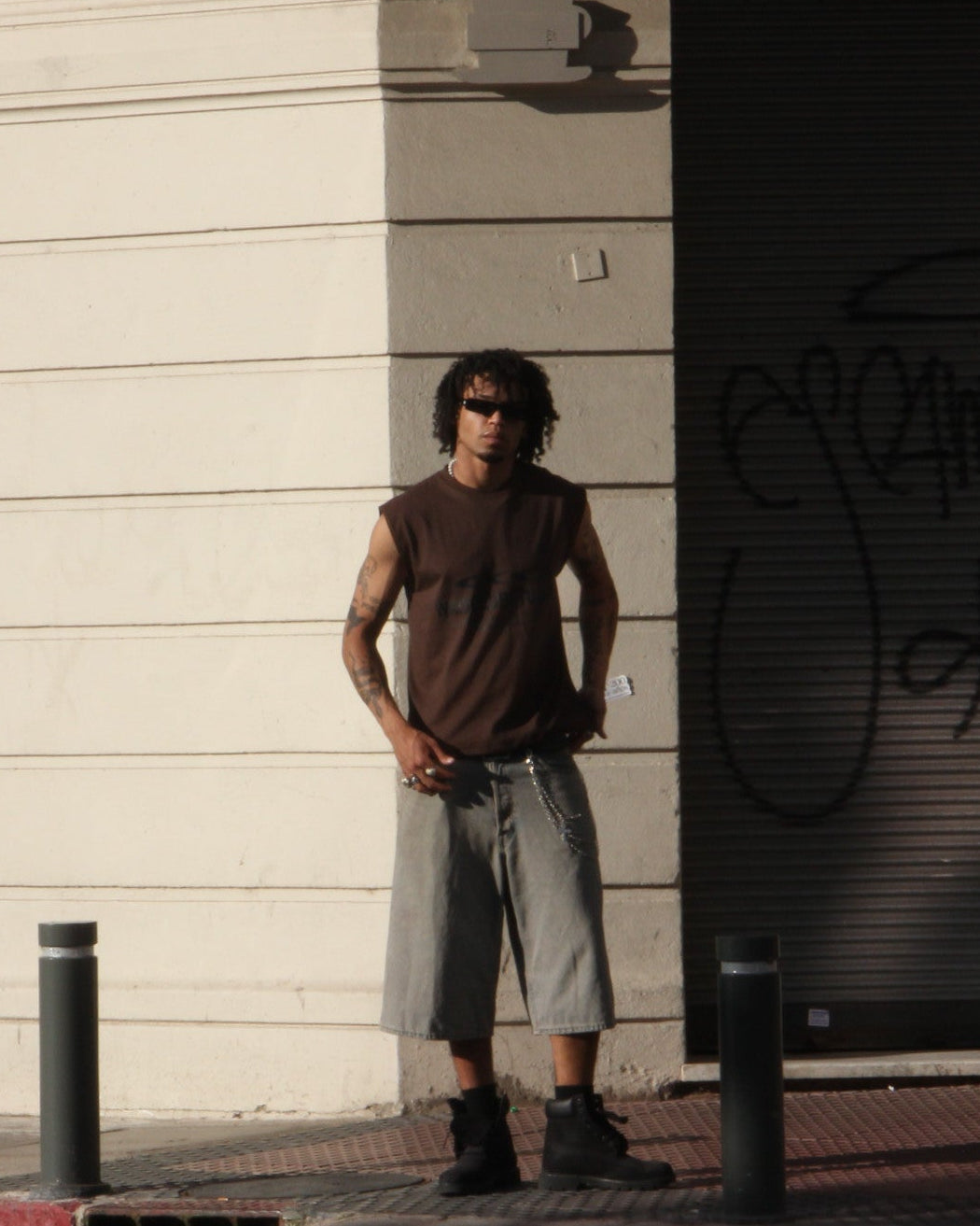 musculosa archive brown