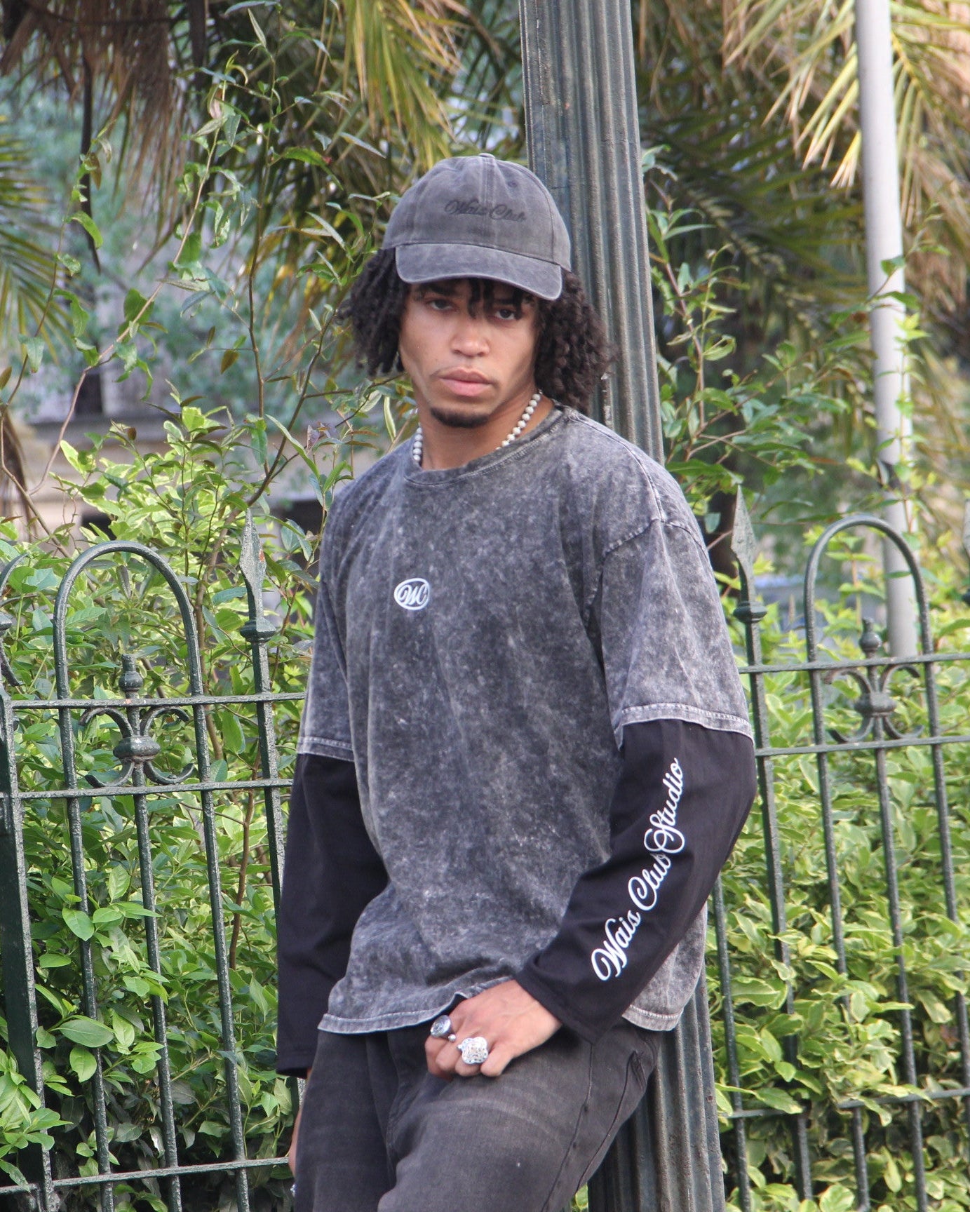 REMERA CURSIVE DOUBLESLEEVE