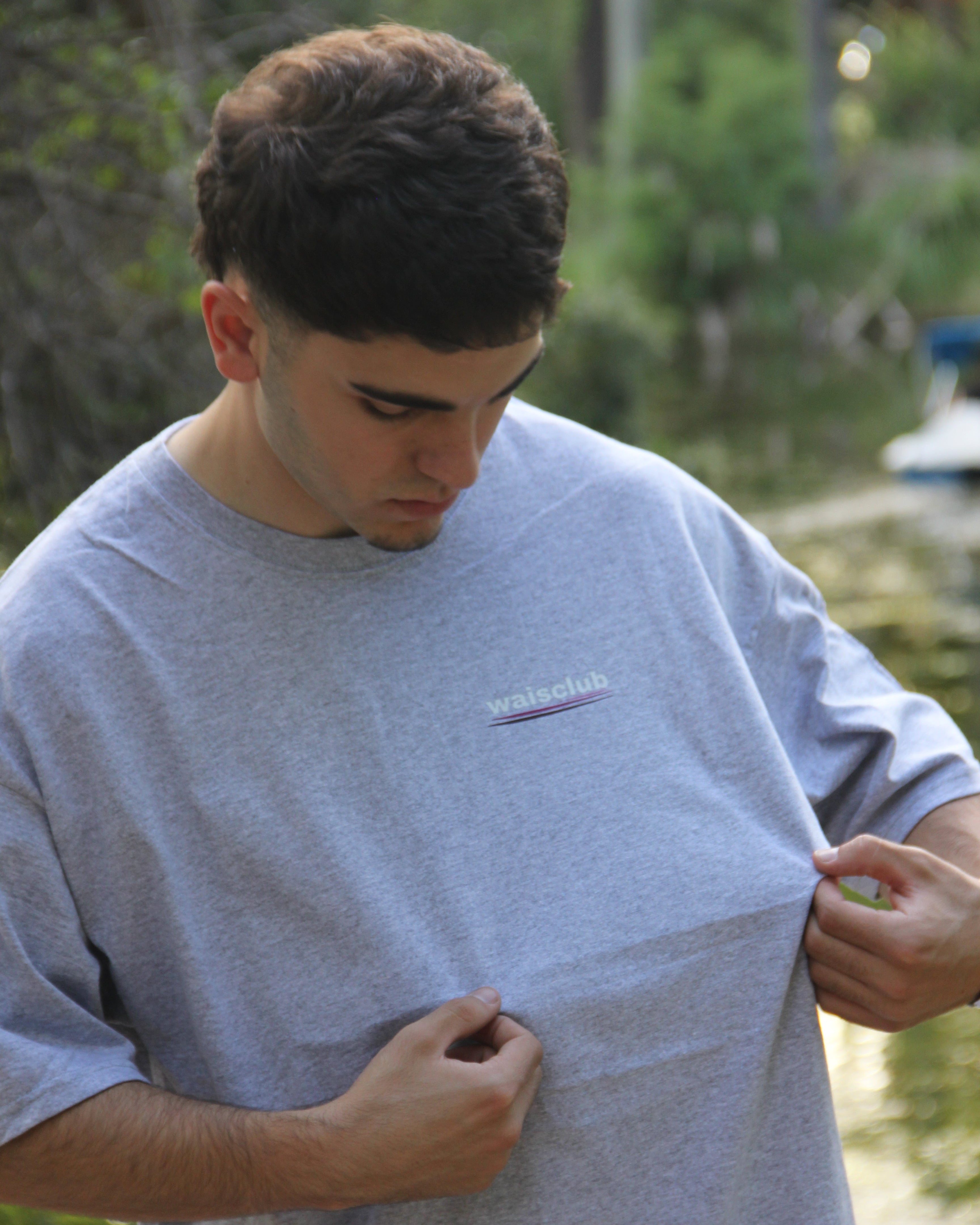 REMERA ENJOY GREY